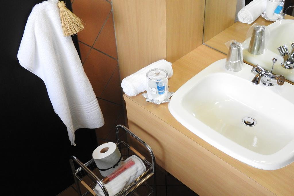 Willow Place Guest House ミッドラント エクステリア 写真
